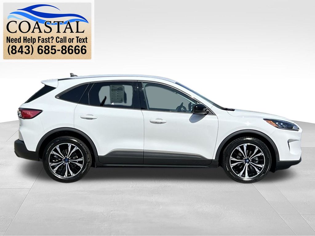 2022 Ford Escape SE - 5