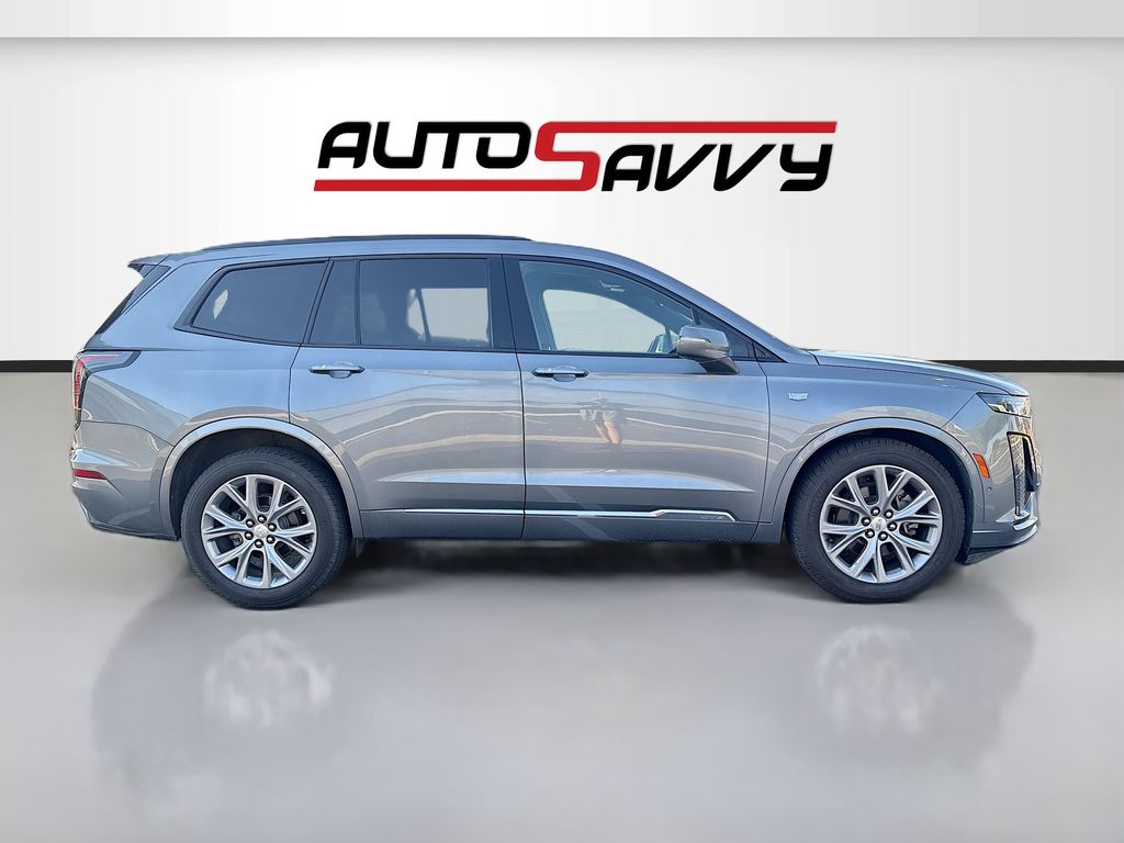 Used 2020 Gray Cadillac Sport image 8