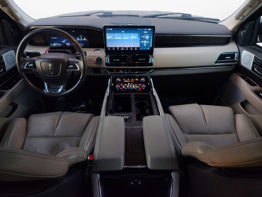 Used Car 2022 Lincoln Navigator  Reserve For Sale Under $60,000 In Austin, Texas