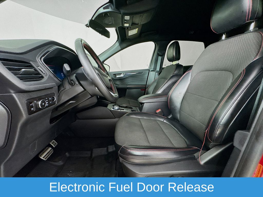 Used Car 2023 Ford Escape Hybrid  St-line Select For Sale Under $25,000 In Austin, Texas