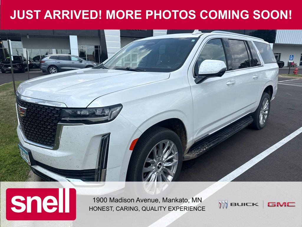 Crystal White Tricoat 2021 Cadillac Escalade ESV SUV / Crossover Four-Wheel Drive