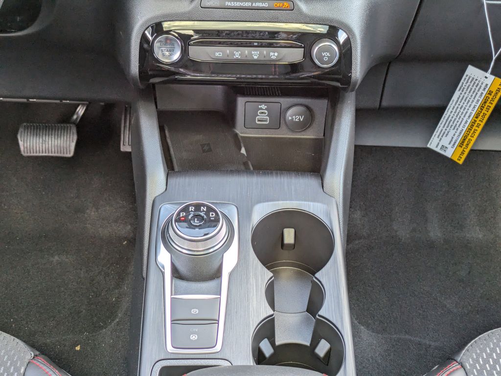 2025 Ford Escape ST-Line Select