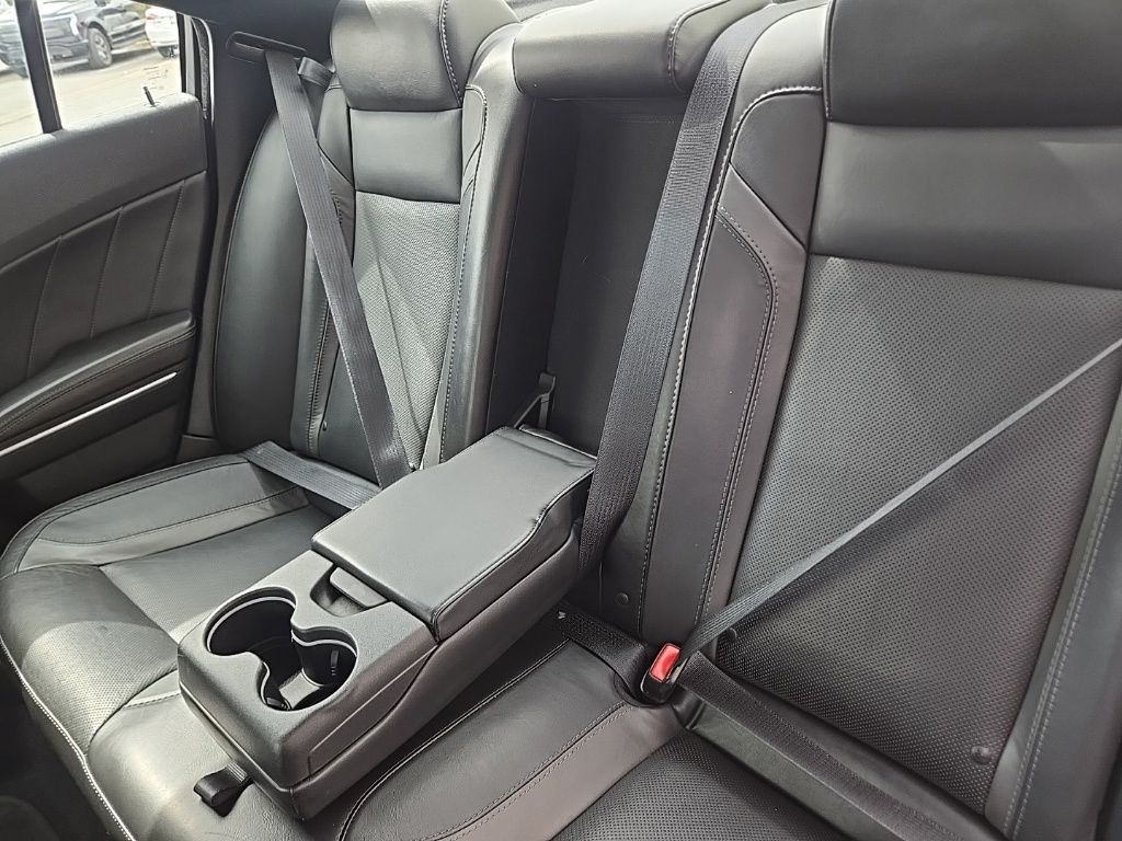 Used 2018 Silver Dodge R/T image 39