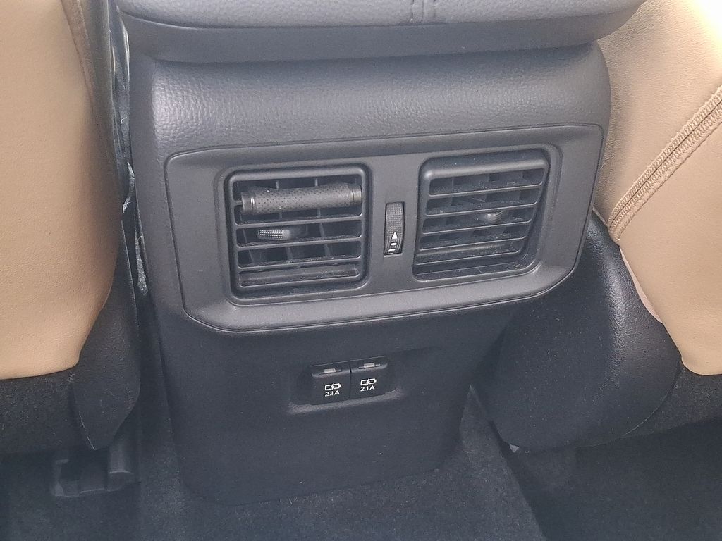 Thumbnail: 2019 Toyota RAV4 - 11