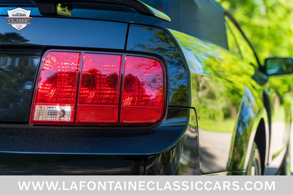 2007 Ford Mustang 103