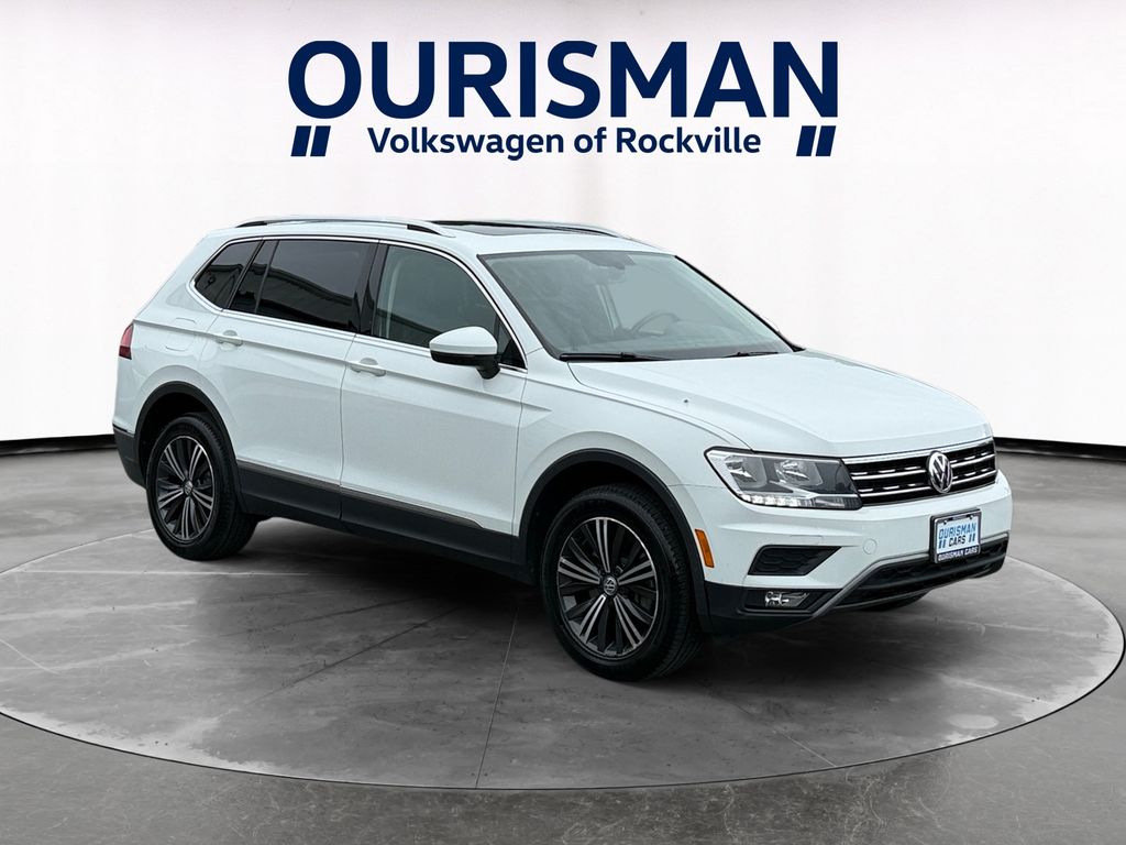 White 2018 Volkswagen Tiguan SUV / Crossover All-Wheel Drive 8-Speed Automatic