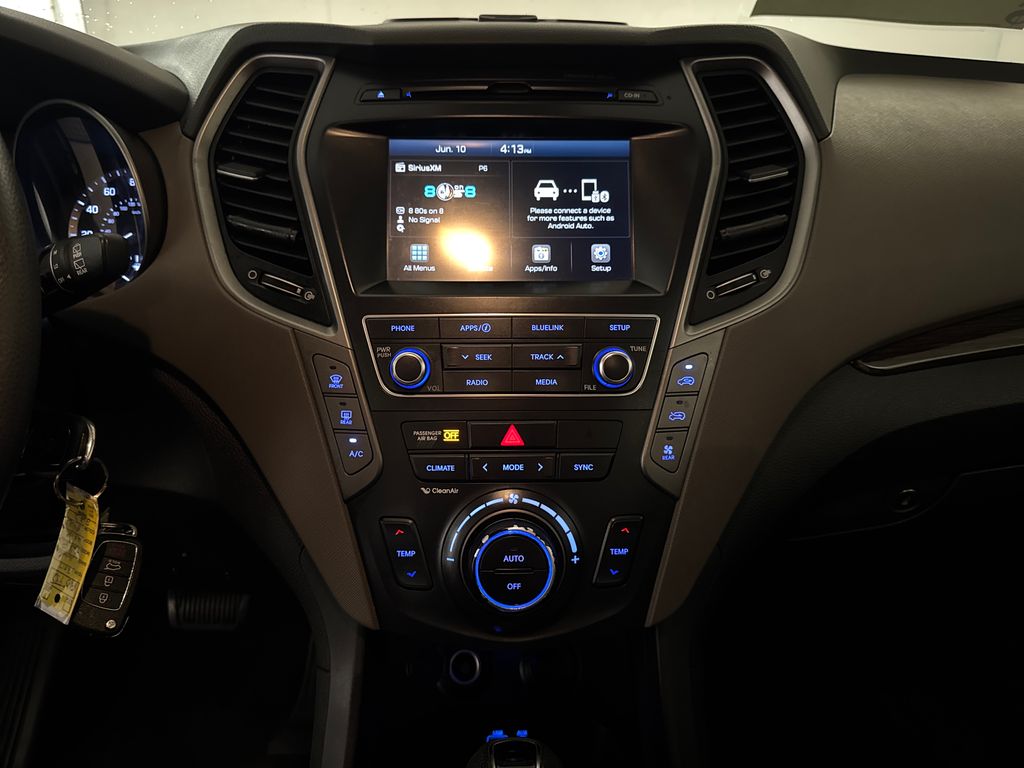 Used 2017 Blue Hyundai SE image 22