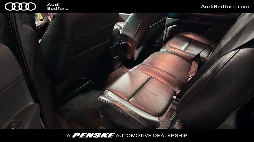 Thumbnail: 2015 Ford Explorer - 18