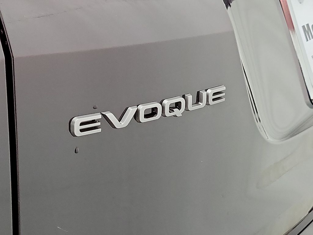 2025 Land Rover Range Rover Evoque S 15