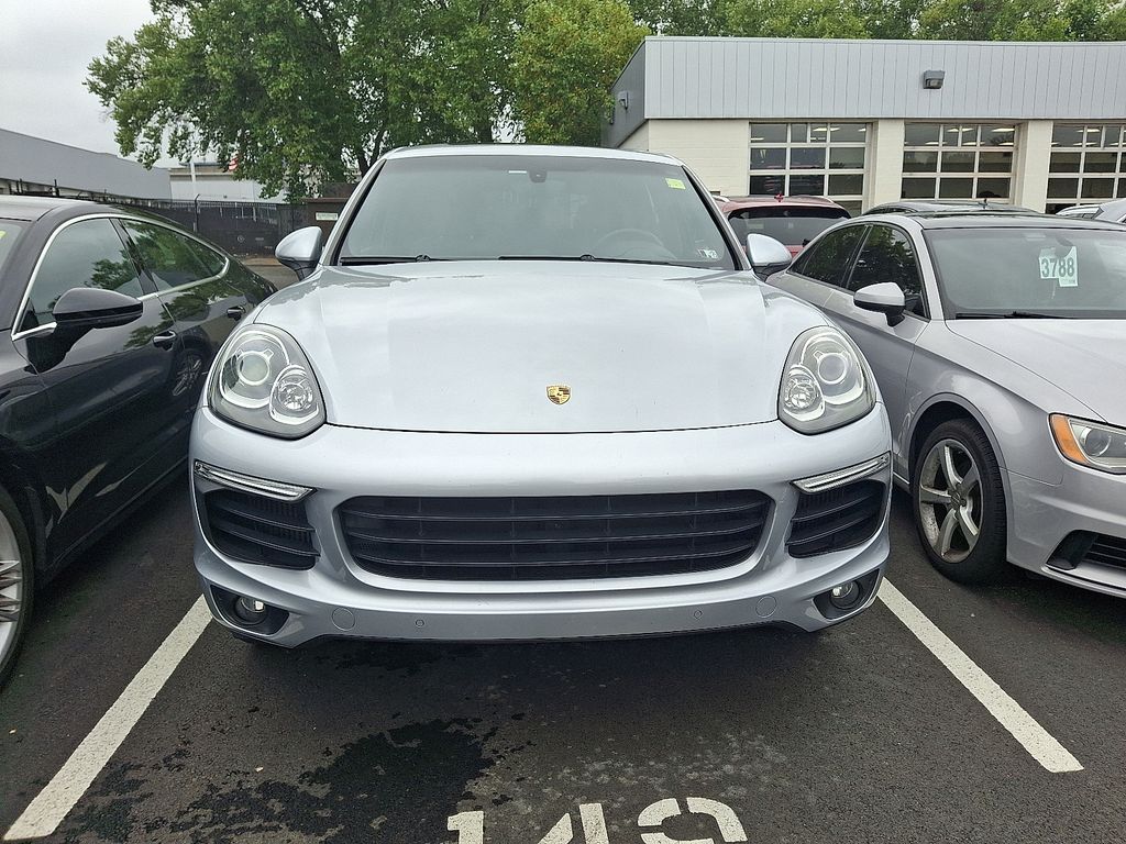Thumbnail: 2015 Porsche Cayenne - 2