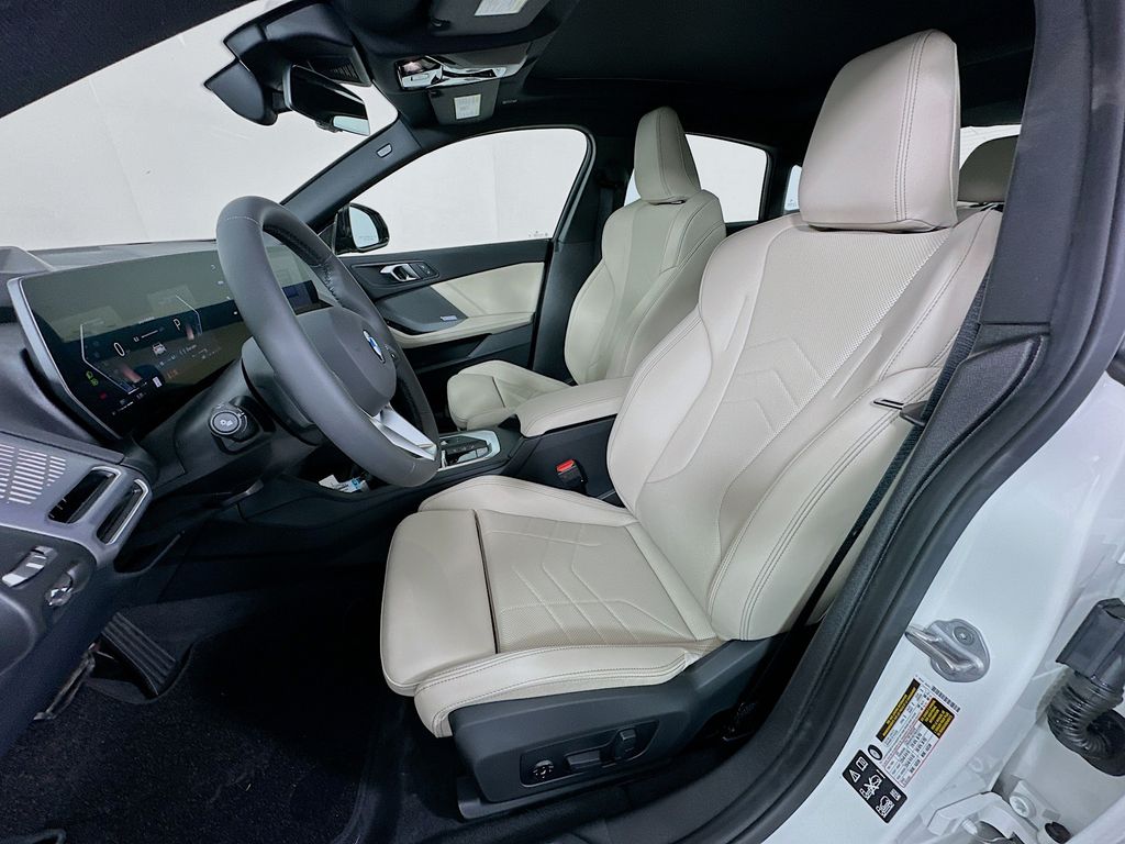 Thumbnail: 2026 BMW 2 Series - 16