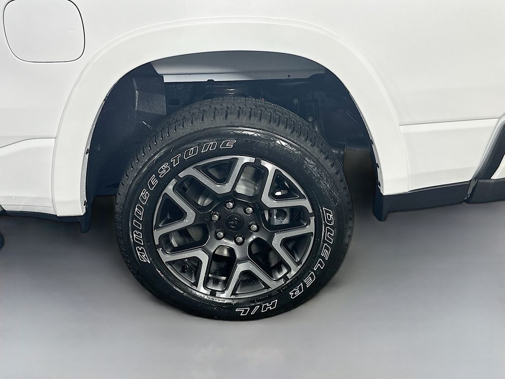 New 2026 White Ram Laramie 12in image 17