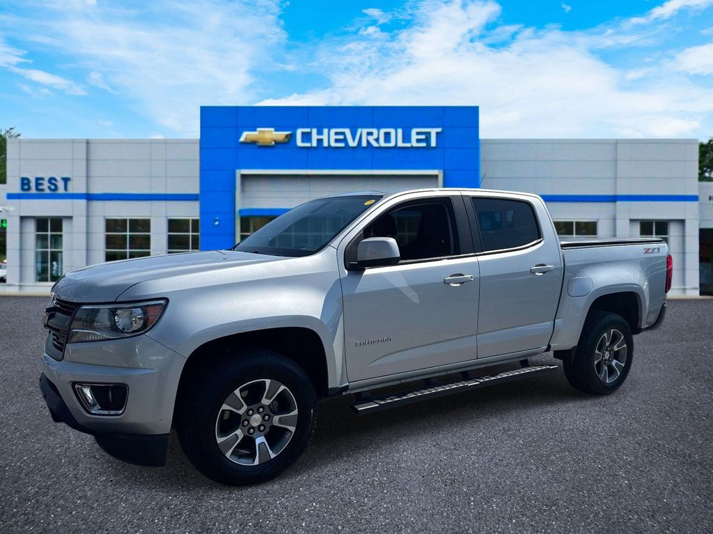 Silver Ice Metallic 2020 Chevrolet Colorado Z71 Crew Cab 4WD Pickup Truck Four-Wheel Drive 8-Speed Automatic