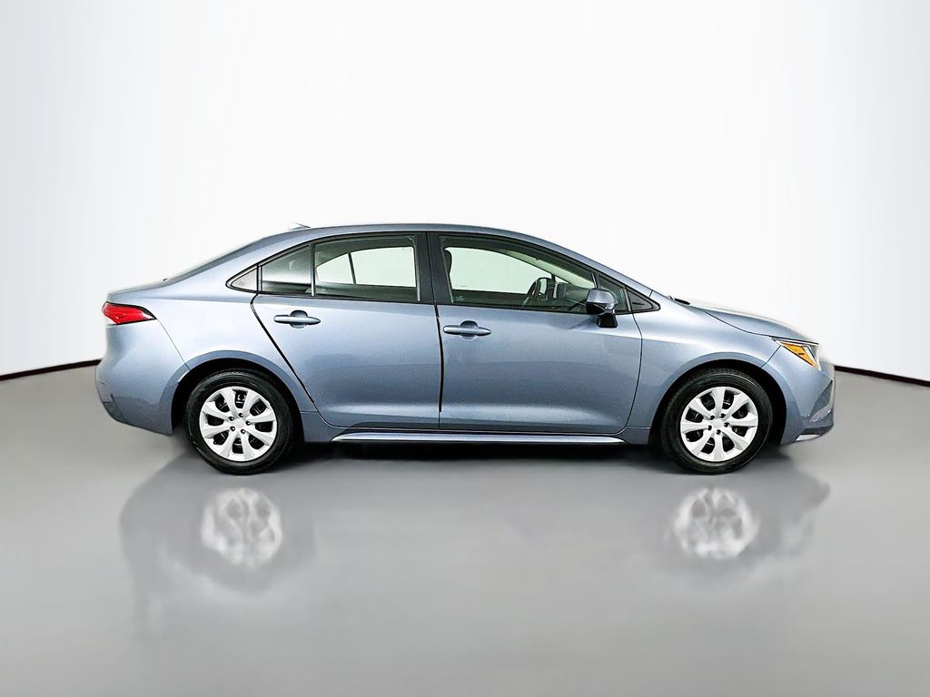 Thumbnail: 2024 Toyota Corolla - 4