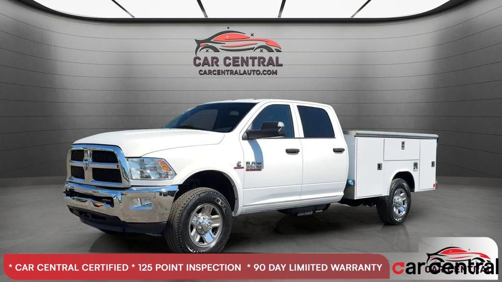 2018 RAM 3500 Chassis Tradesman Crew Cab 4WD