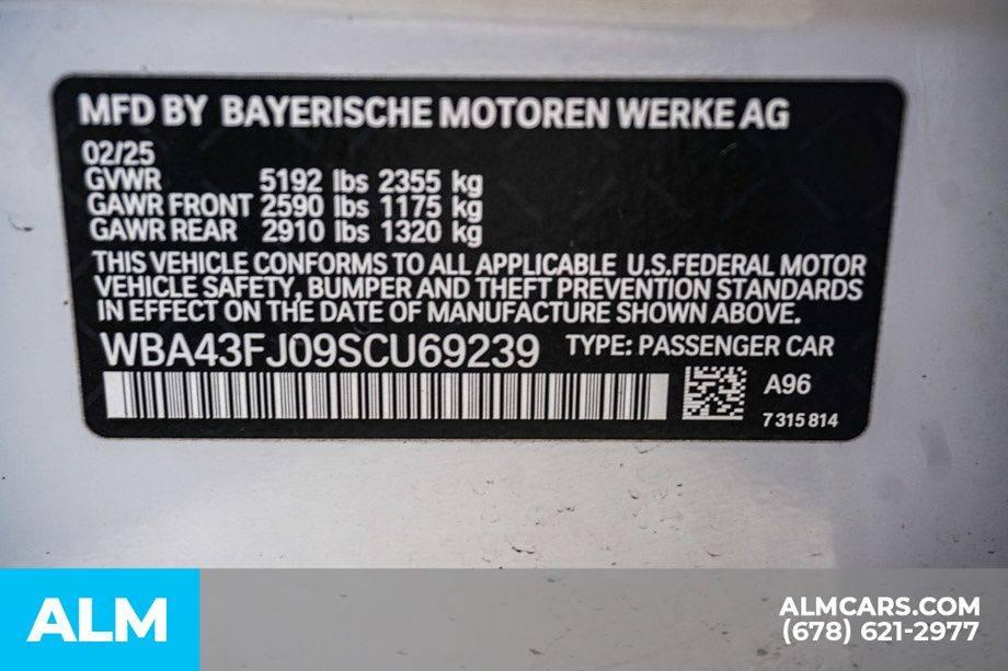 Used 2025 White BMW 530i image 63