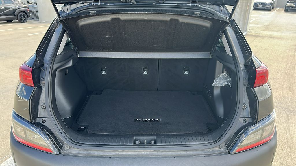 2022 Hyundai Kona SE Black at AutoSavvy Houston Southwest