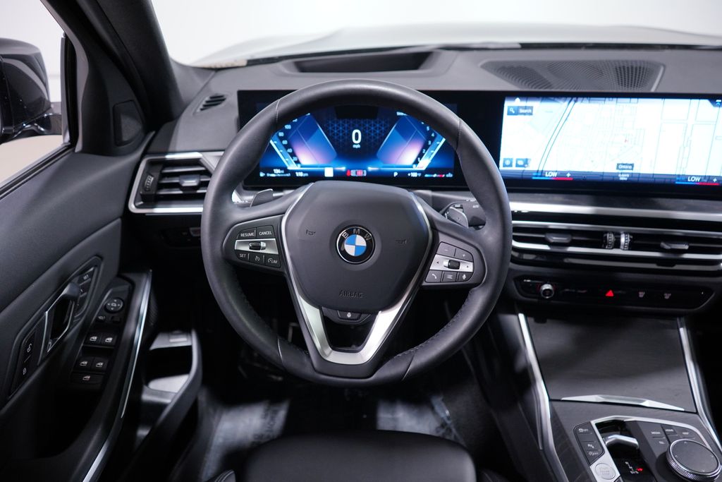 Thumbnail: 2024 BMW 3 Series - 11