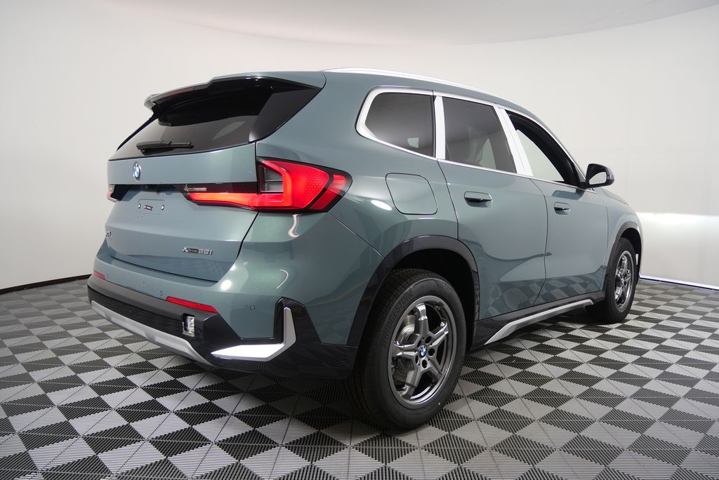 Thumbnail: 2025 BMW X1 - 3