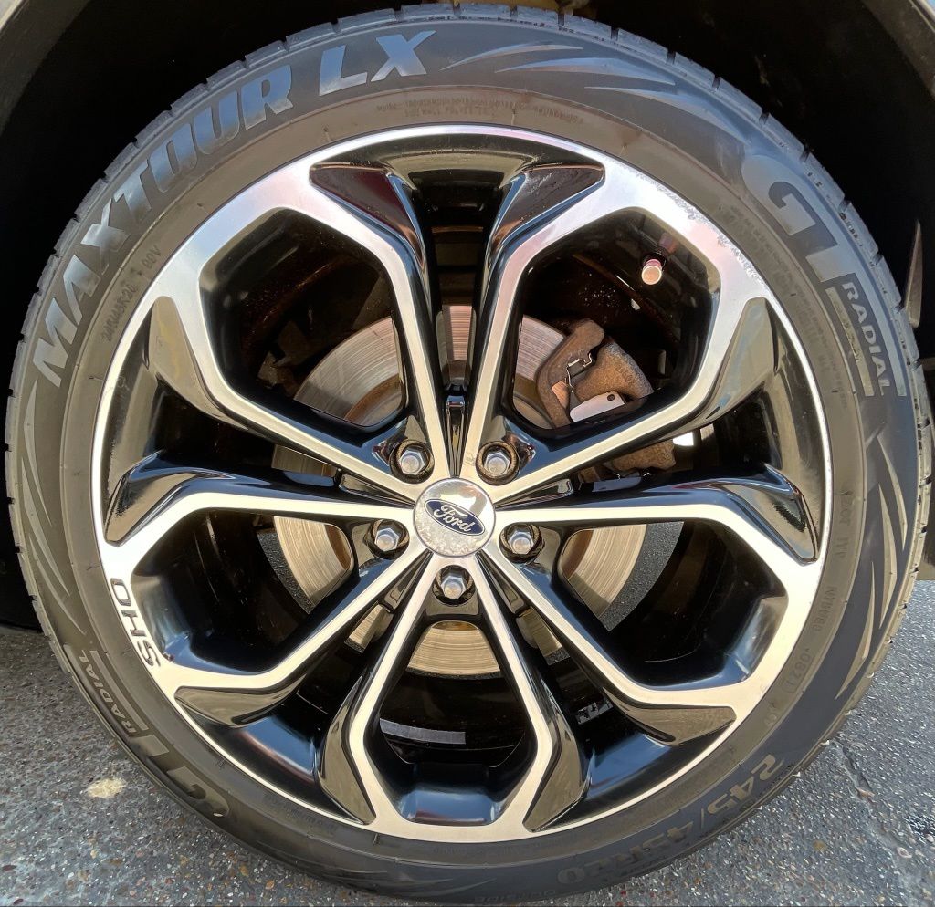 2016 Ford Taurus SHO Gray at Durrett Motor Company