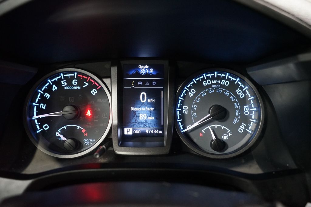 Thumbnail: 2021 Toyota Tacoma - 16