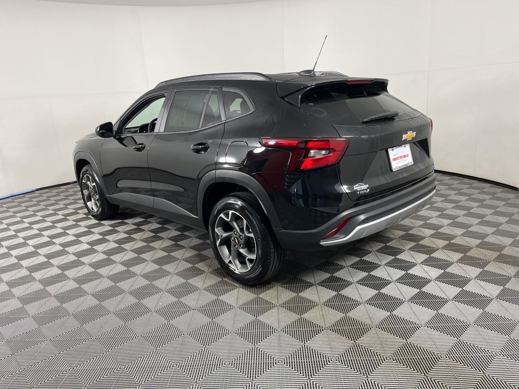 2024 Chevrolet Trax LT 13