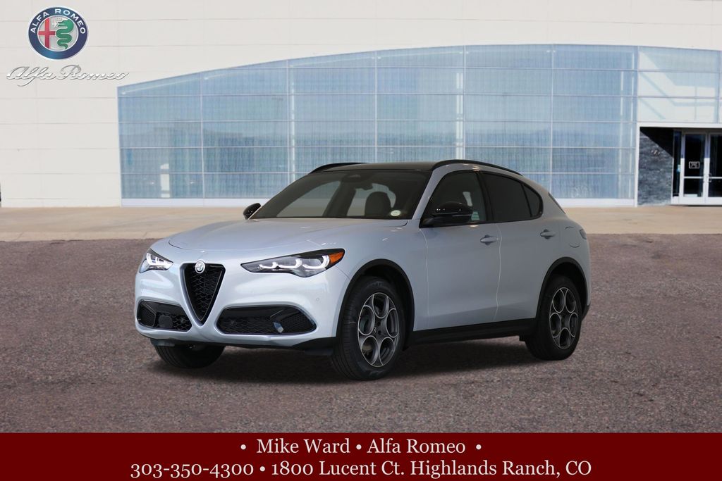 2025 Alfa Romeo Stelvio