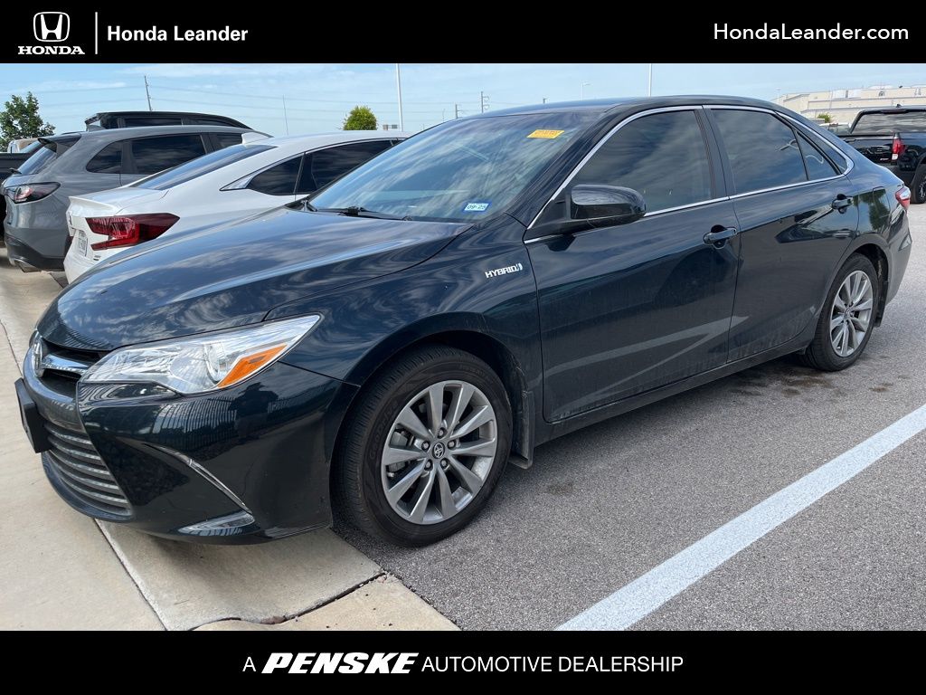 2016 Toyota Camry XLE -
                Leander, TX