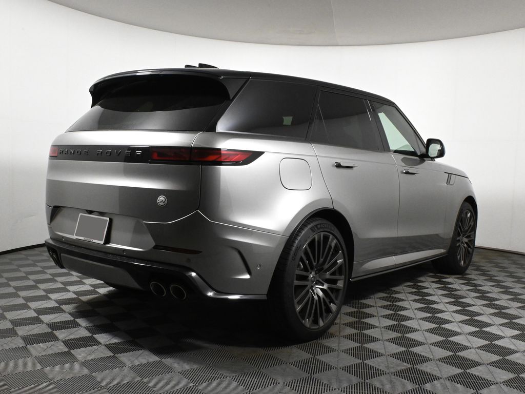 Thumbnail: 2024 Land Rover Range Rover Sport - 7