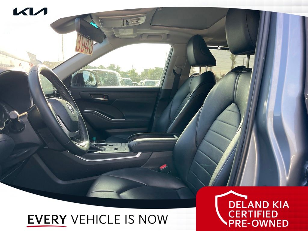 Used 2022 Toyota Highlander SUV