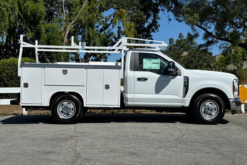 New 2026 White Ford XL image 3
