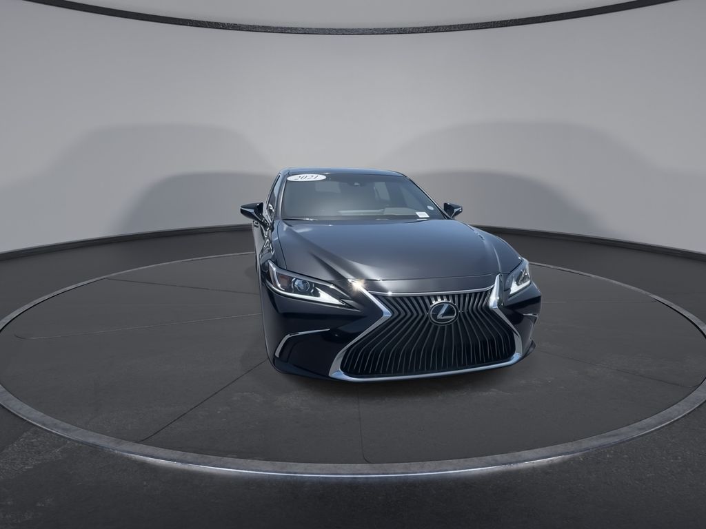 Thumbnail: 2021 Lexus ES - 3