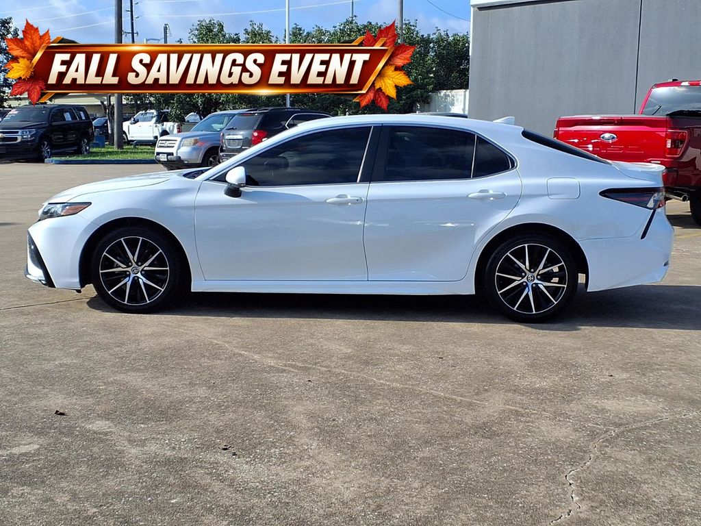 2024 Toyota Camry SE - 4
