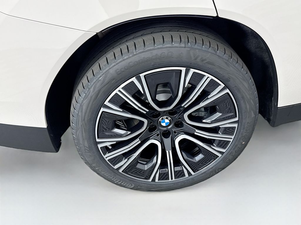 Thumbnail: 2026 BMW X3 - 32