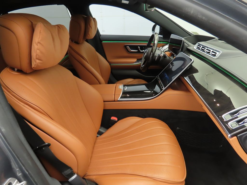 Thumbnail: 2023 Mercedes-Benz S-Class - 19
