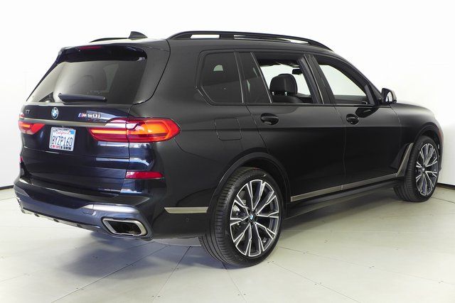 2022 BMW X7 M50i 7