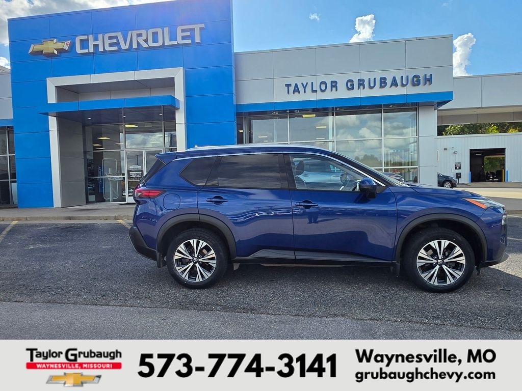 2021 Nissan Rogue SV AWD    