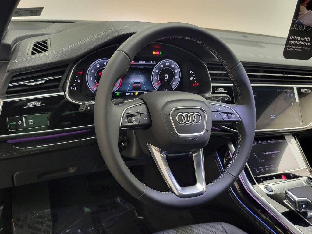 Thumbnail: 2026 Audi Q7 - 30