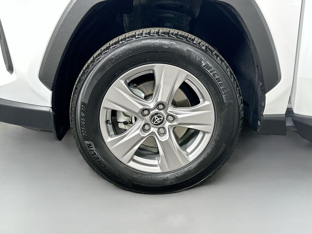 Thumbnail: 2025 Toyota RAV4 - 30