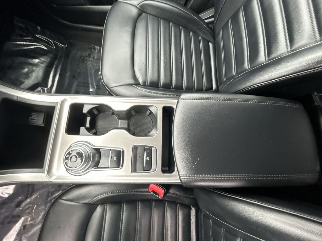 Thumbnail: 2024 Ford Edge - 20