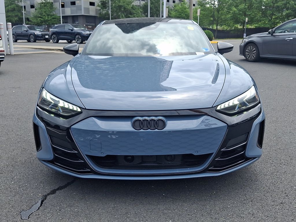 Thumbnail: 2024 Audi RS e-tron GT - 2