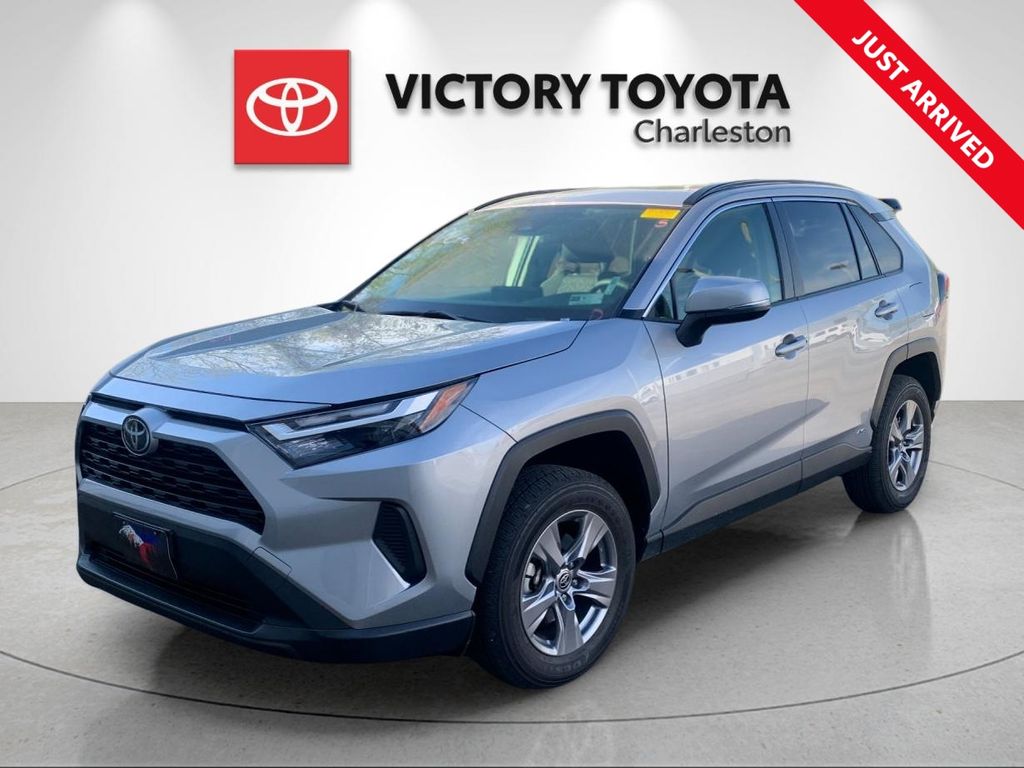 Silver Sky Metallic 2025 Toyota RAV4 Hybrid XLE AWD SUV / Crossover All-Wheel Drive Continuously Variable Transmission