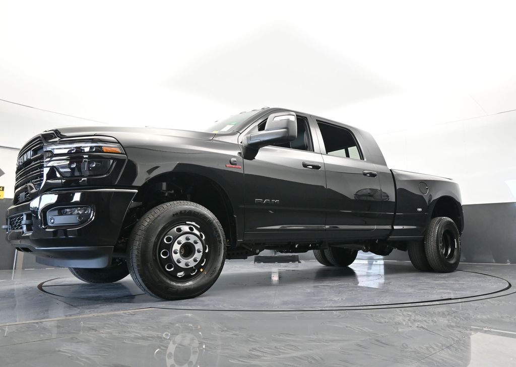 New 2026 Diamond Black Crystal Pearlcoat Ram Laramie image 63