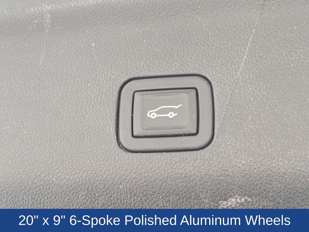 2023 GMC Yukon 4WD SLT