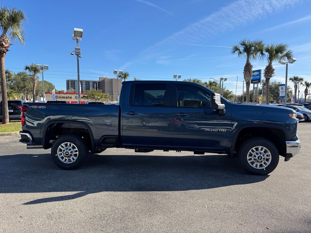 2025 Chevrolet Silverado 2500HD LT 9