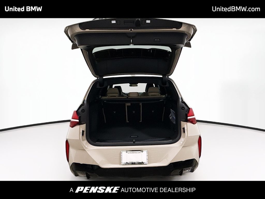 Thumbnail: 2026 BMW X3 - 14