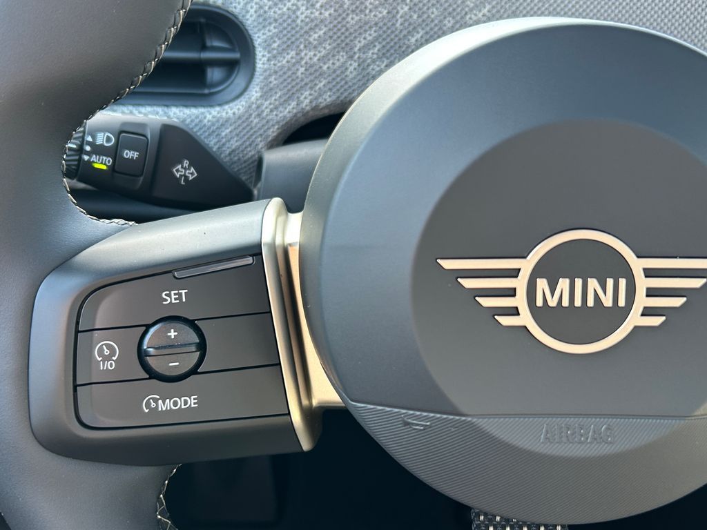 Thumbnail: 2026 MINI Cooper - 18