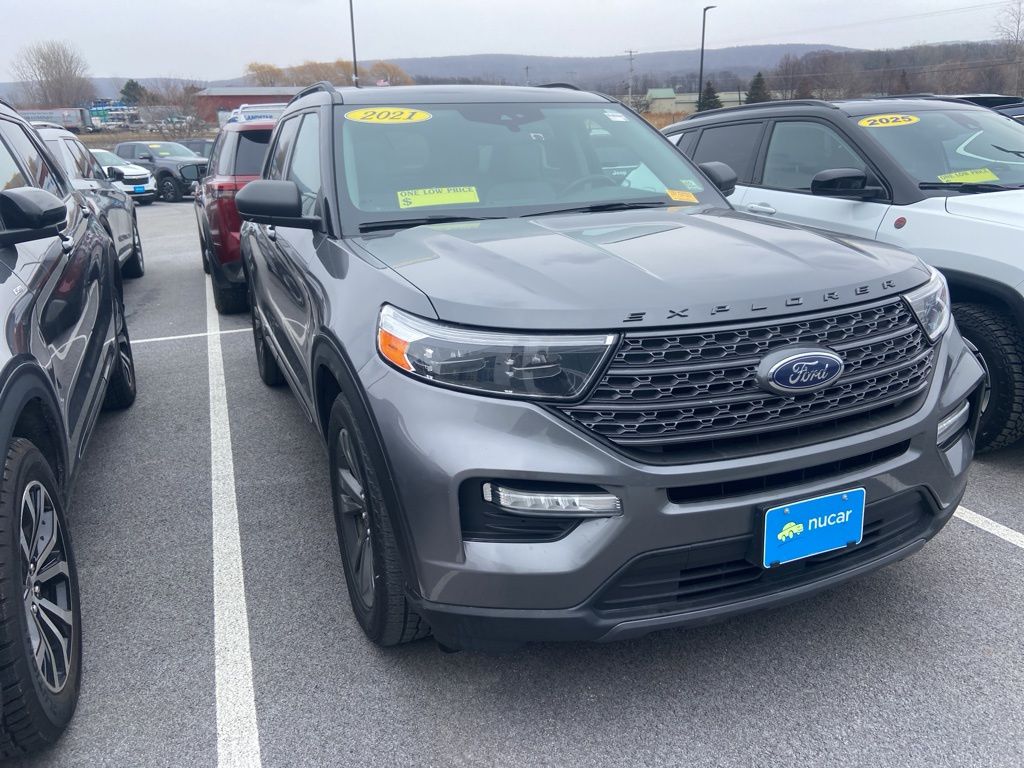2021 Ford Explorer XLT AWD