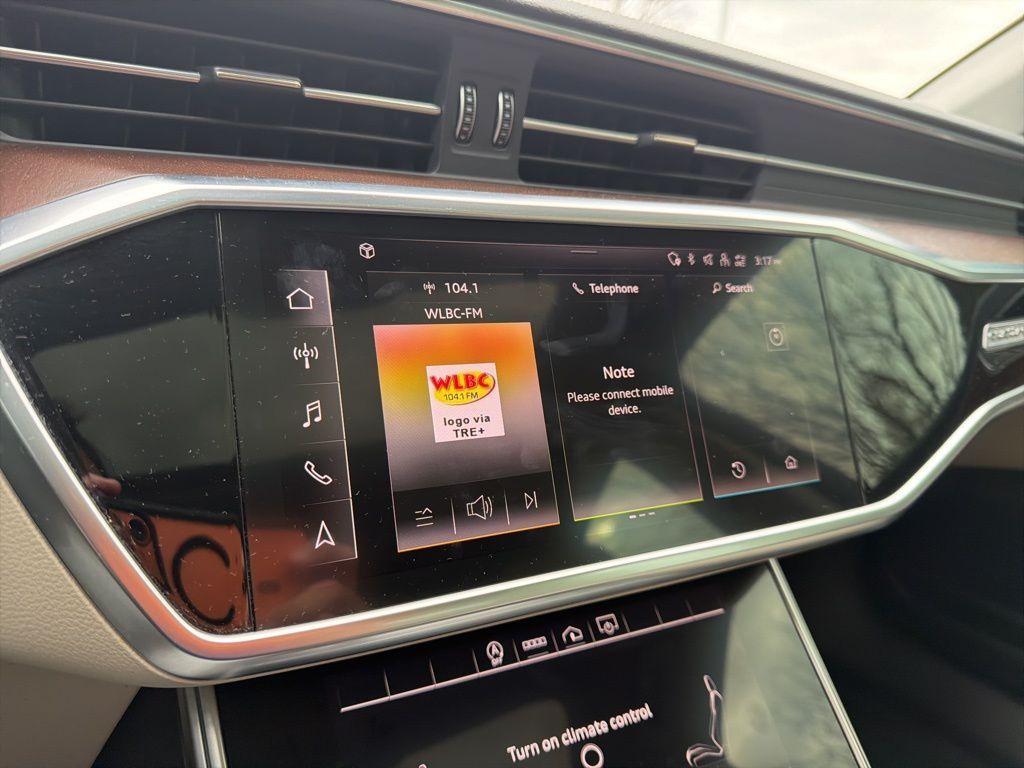 Thumbnail: 2021 Audi A6 - 32