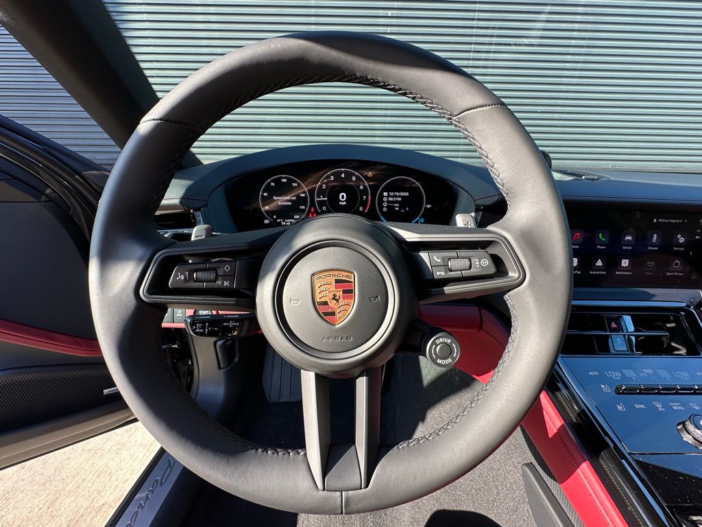 Thumbnail: 2026 Porsche Panamera - 15